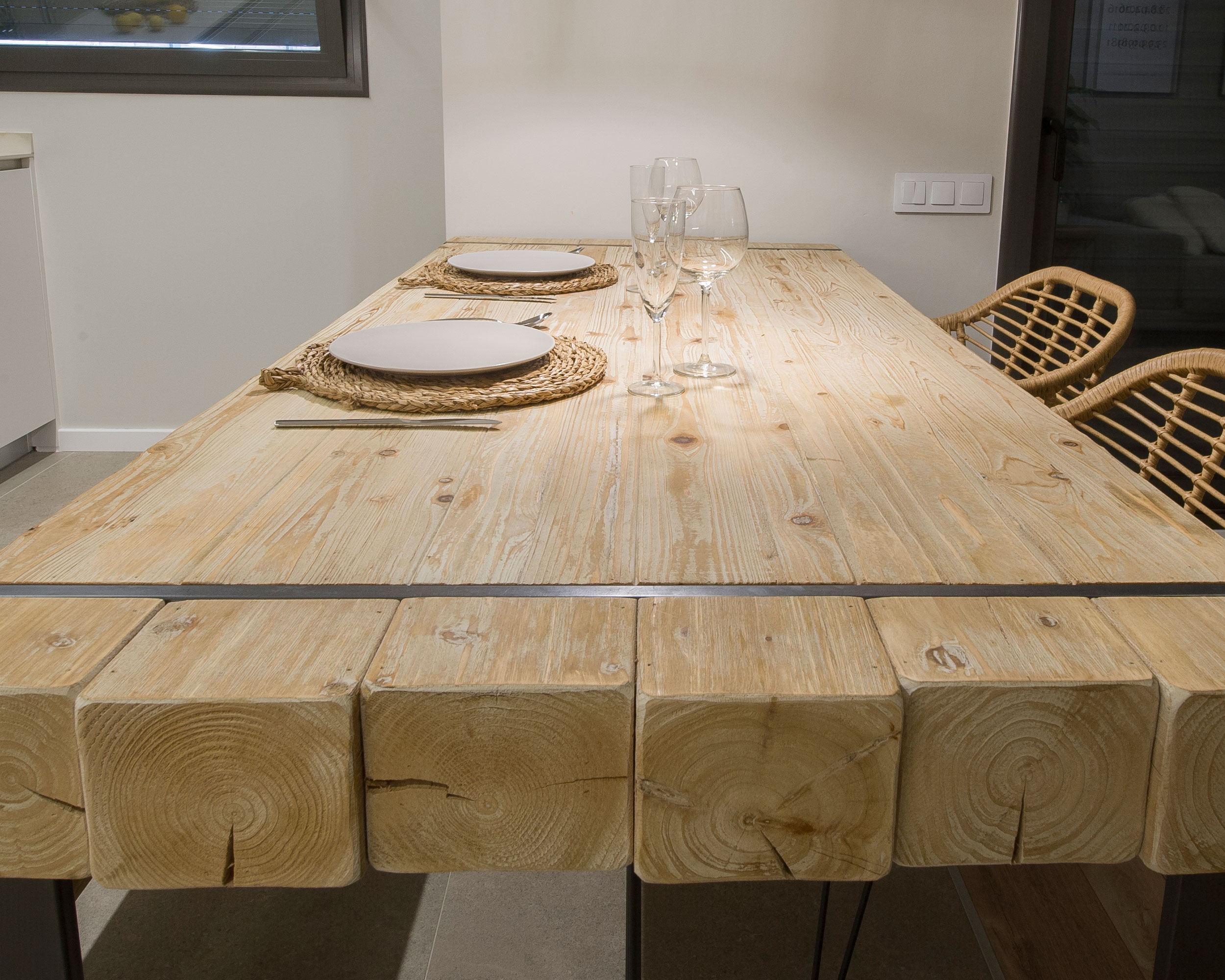 https://www.martarabassa.com/wp-content/uploads/2023/09/elegant-04.jpg